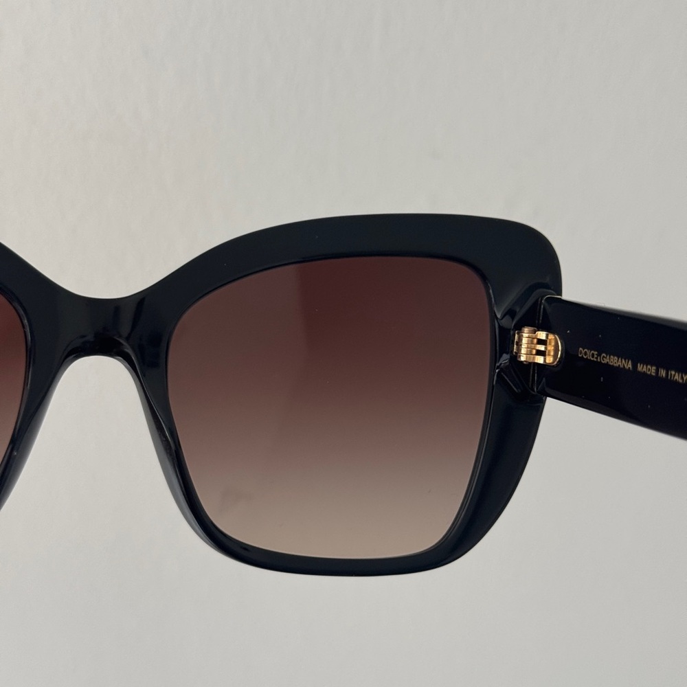 DOLCE & GABBANA Leopard Print Sunglasses - Picture 7 of 15